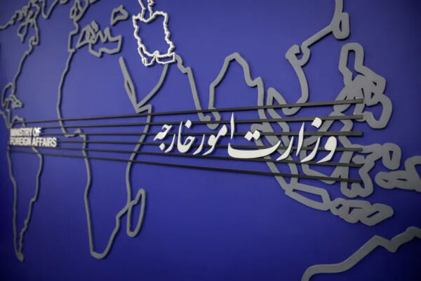 پاسخ ایران به فرانسه درباره تعطیلی مرکز آموزش زبان سفارت این کشور