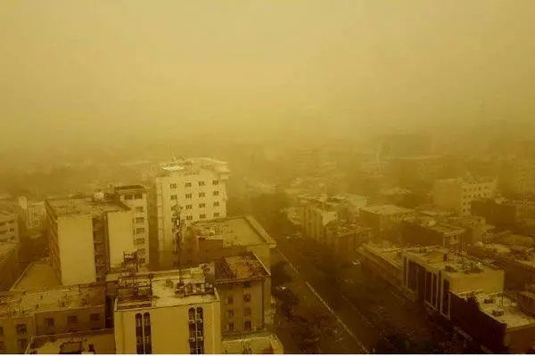 هوای کرمانشاه در وضعیت خطرناک و بحرانی قرار گرفت