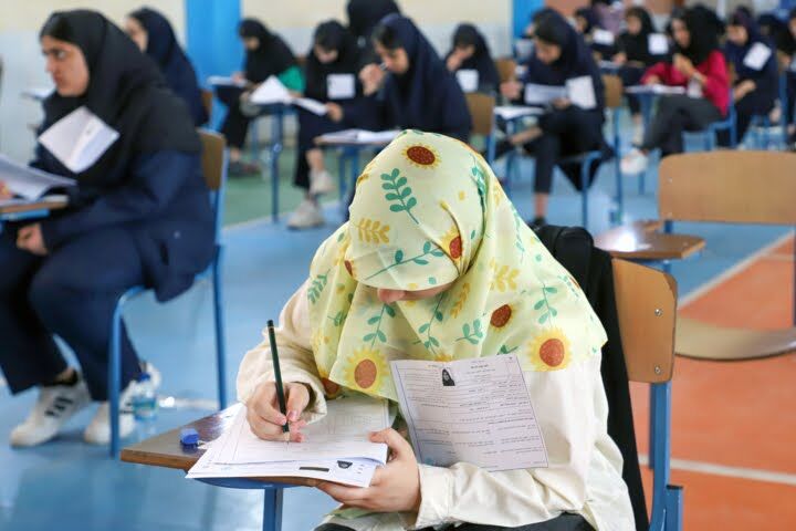 جزئیات تعویق چند آزمون کشوری همزمان با مراسم تشییع رهبر شهید