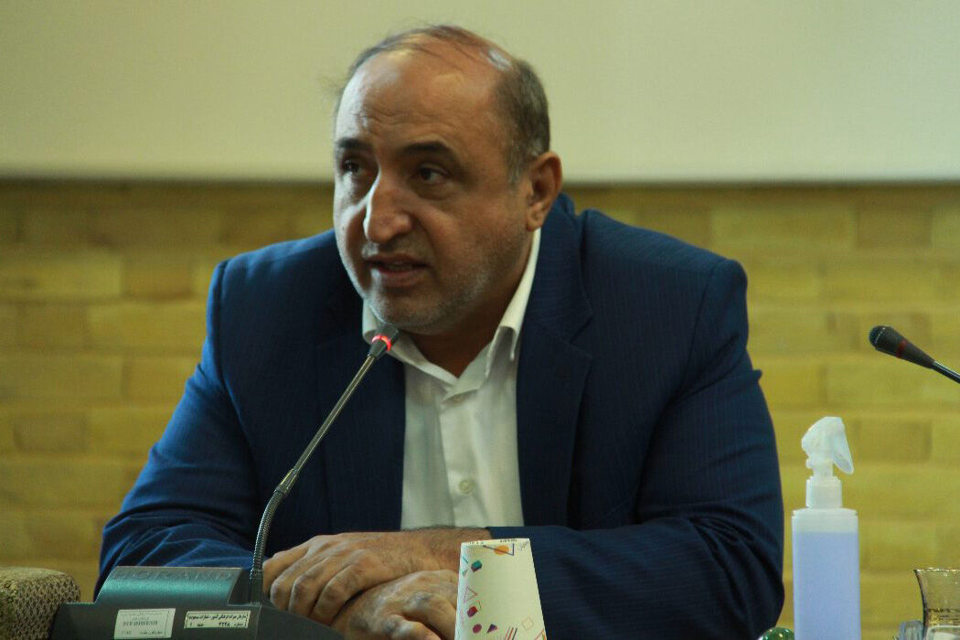 صندوق بازنشستگی کشوری یا سازمان تامین اجتماعی؟ عیسی فرهادی رئیس یکی از اینها می‌شود