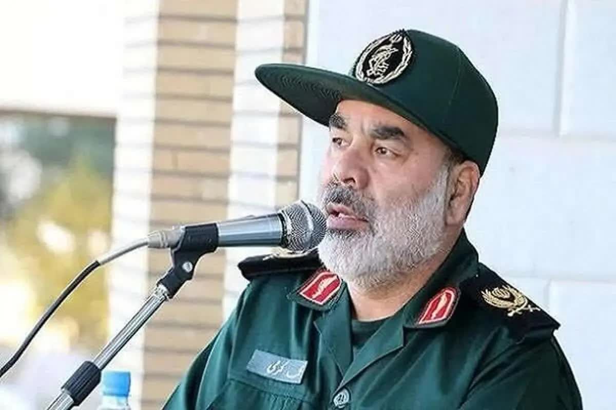 فرمانده نیروی زمینی سپاه: انتقام خون رهبر شهید و فرماندهان شهید به زودی گرفته خواهد شد