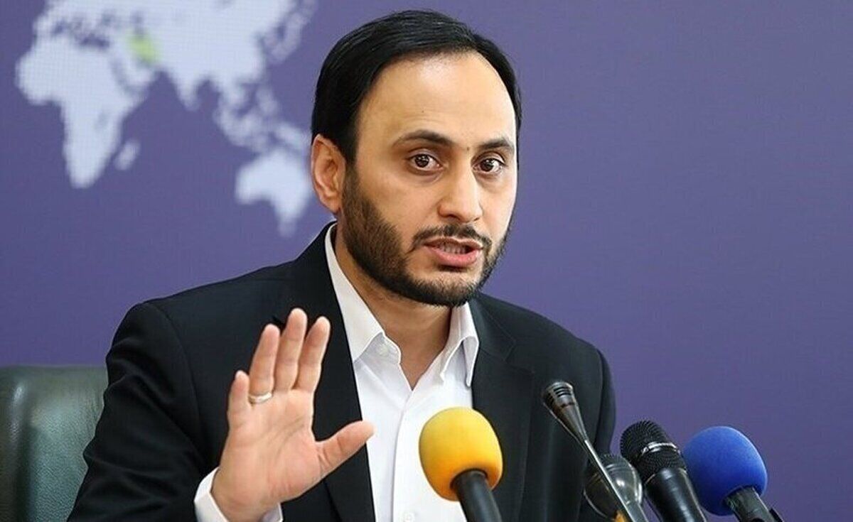 نقل یک خاطره از پسرعموی فرح از زبان سخنگوی دولت رئیسی