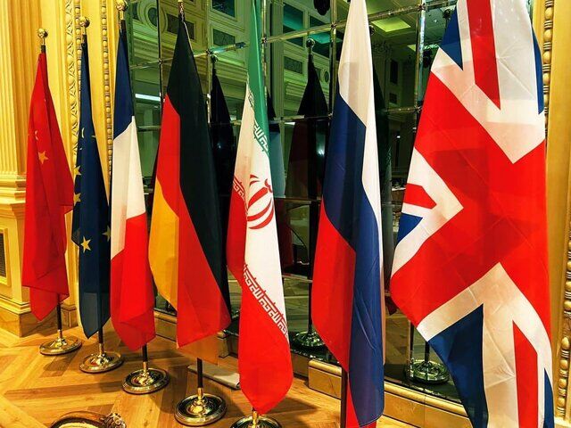 اظهارات ضد ایرانی لودریان درباره مذاکرات وین
