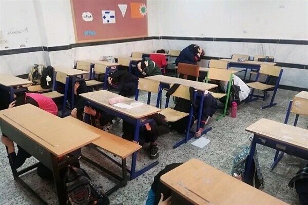 امکان ثبت‌نام دانش‌آموزان اتباع خارجی با مدرک معتبر در تهران/شناسایی۱۵۵کلونی اتباع غیرمجاز