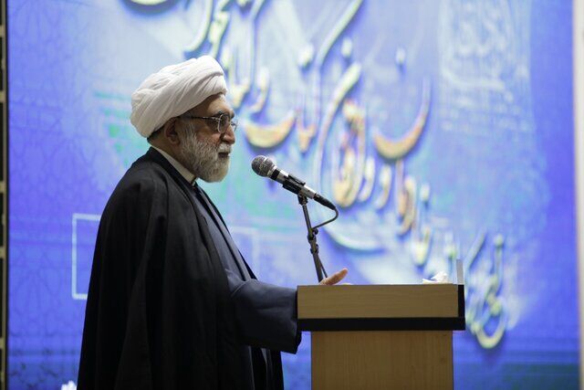 استکبار و جریان صهیونیسم فیلم سخیف «عنکبوت مقدس» را برجسته می کنند