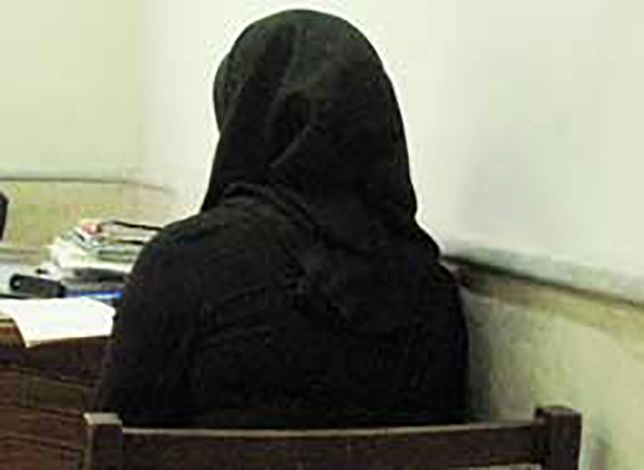 تهدید دختر جوان با فیلم و عکس‌های خصوصی 
