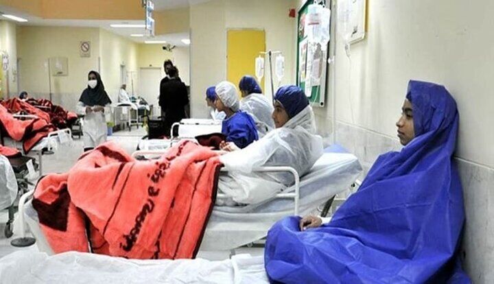 فارس: مسمومیت‌های سریالی یا شیطنت نوجوانانه است یا ترس جمعی