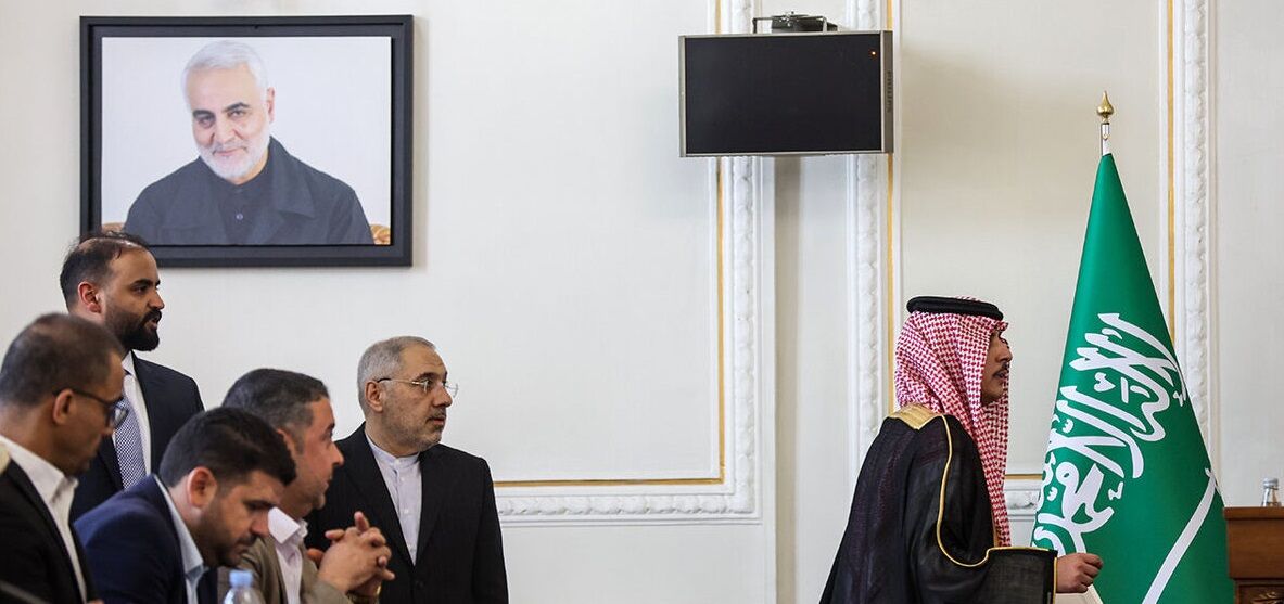 اگر امیرعبداللهیان با تغییر مکان کنفرانس خبری وزیر خارجه عربستان موافقت نمی‌کرد، امروز تیم الاتحاد خواستار حذف سردیس حاج قاسم نمی‌شد