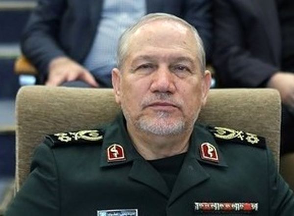 سرلشکر صفوی: رهبری شهید ۱۵ سال قبل به بستن تنگه هرمز به عنوان یک ابزار نگاه می‌کردند