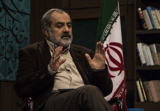 نوجوانان معترض به بهانه مرگ مهسا امینی به خیابان آمدند/ رهبر ندارند و آخرش آنارشیست می‌شوند