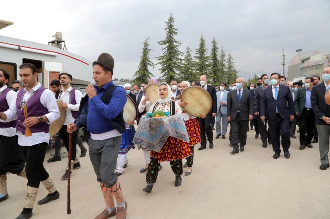 نوروز مشق خوبی‌هاست