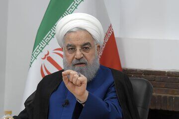 وظیفه دو نفر در مناظره های انتخاباتی هتاکی و فحاشی است