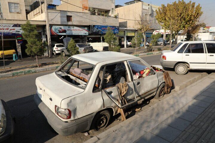 پلیس راهور: ۹۲۸ خودرو فرسوده و رها شده در پایتخت، به پارکینگ منتقل شد/ جابجایی ۱۰۲۳ دستگاه خودرو توسط مالکان از سطح شهر