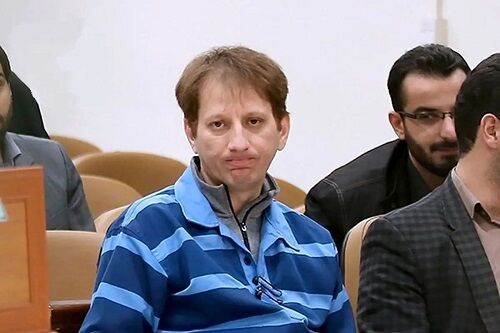 یک مقام مسئول: «بابک زنجانی» به بانک مرکزی ۱.۸ میلیارد دلار بدهکار است و تنها ۱۵ میلیون دلار را آن تسویه کرده/ برای مابقی بدهی‌ها اقدامی صورت نگرفته