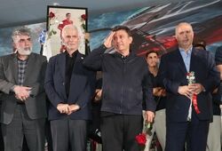 «ناچیز» شما خیلی چیز است/ وقتی فدراسیون فوتبال به پاداش نجومی سرمربی می‌گوید «ناچیز»