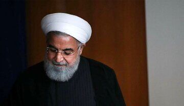 سوال روزنامه جمهوری اسلامی از حسن روحانی: چرا فقط زمانی که خودتان رد صلاحیت شدید احساس کردید جمهوریت نظام به خاطر افتاده؟