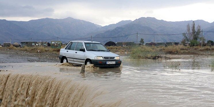 باران سیل‌آسا در راه اصفهان است