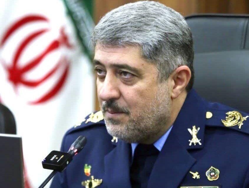 فرمانده نیروی هوایی ارتش: ایستادگی و دفاع از میهن وظیفه‌ای مشترک برای همه ایرانیان، فارغ از دین و مذهب است