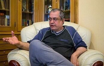 میان انتخابات و خیابان منازل زیادی است از جمله نافرمانی مدنی؛ شکل‌های خفیف نافرمانی مدنی می‌تواند حکومت را سر عقل بیاورد/ سخن گفتن از تحریم انتخابات جرم نیست