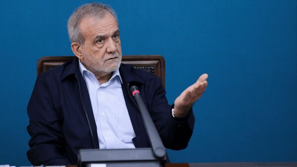 پزشکیان: تصمیم‌گیری درباره پایان جنگ منوط به تامین عزت و امنیت ایران است