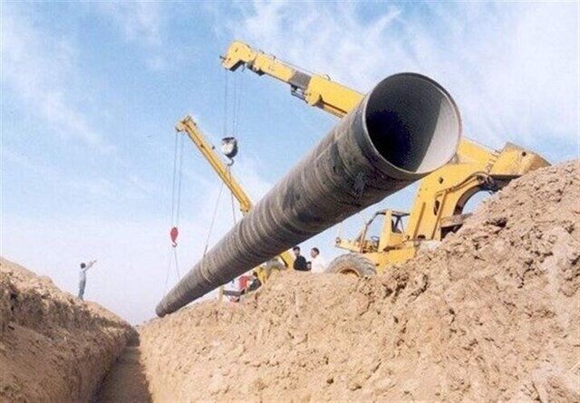 وزیر نیرو: انتقال آب خلیج‌فارس به تهران بسیار گران است و به هیچ وجه مقرون به صرفه نیست /آب‌شیرین‌کن‌های عظیمی در چابهار، بندرعباس و خوزستان در دست ساخت است