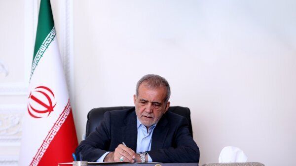 پزشکیان معاهده ایران و ازبکستان در زمینه انتقال محکومان ابلاغ کرد