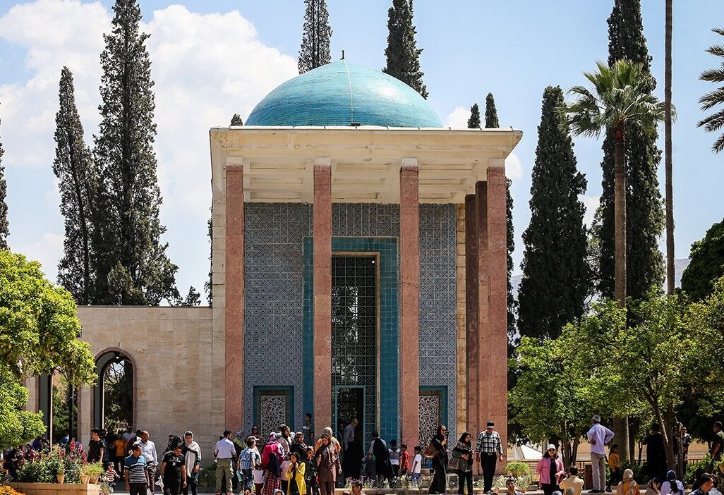 آرامگاه سعدی در معرض ویرانی است!
