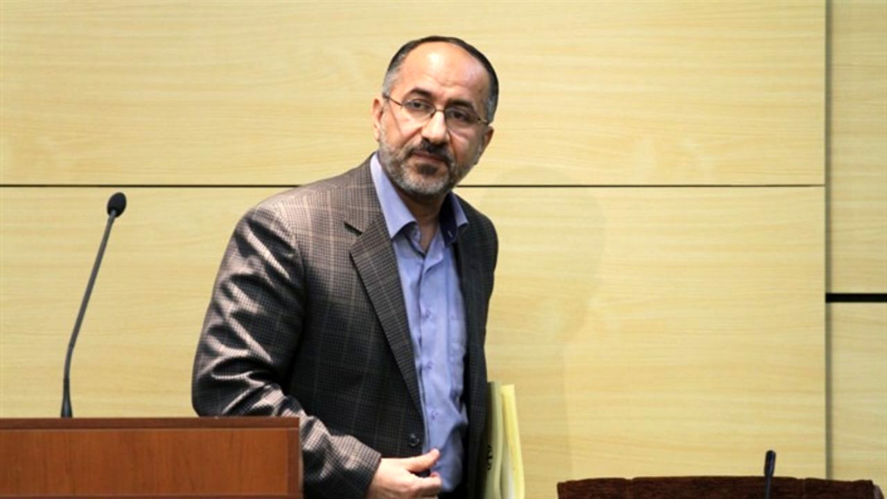 کسی جرات ندارد پیامک تهدیدآمیز برایم ارسال کند/ استعفای آیت‌الله جنتی از شورای نگهبان را تکذیب می‌کنم