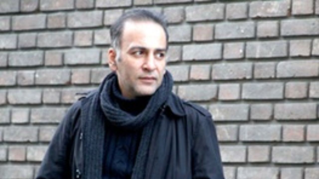 آذرنگ «خنکای ختم خاطره» را کارگردانی می‌کند