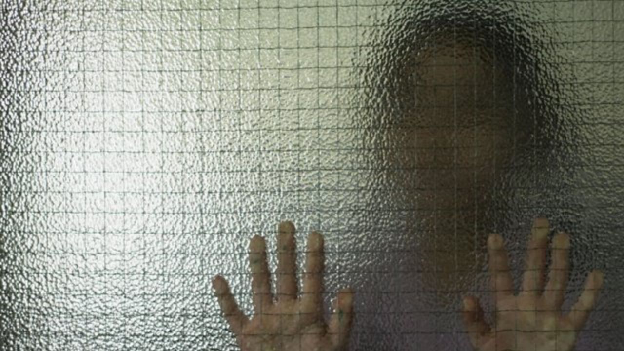 ابهام در جزییات مرگ «دنیا ویسی»/ مردم صبر کنند