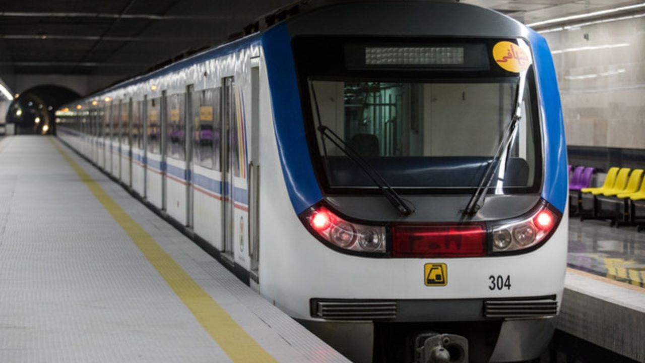 افزایش ساعت خدمات رسانی خط 5 مترو در روز‌های جمعه