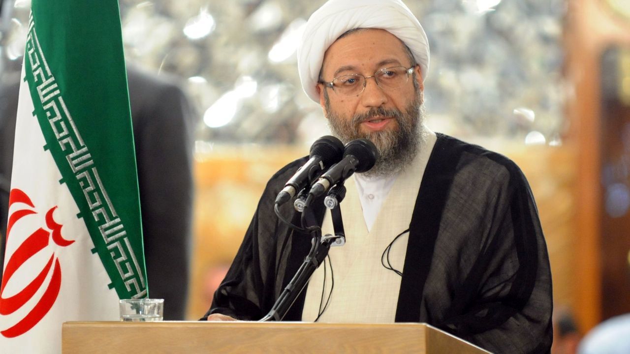مسئولان موظف به اعلام پولشویی به مراجع قضایی هستند/ کارگران به سختی زندگی کنند تا کسانی بگویند 700 میلیارد رقمی نیست؟