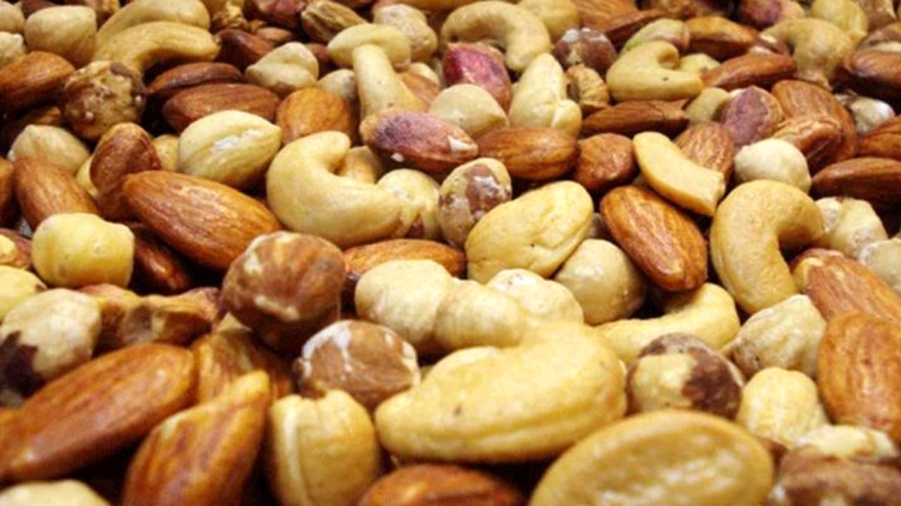 آجیل در تهران خریدار ندارد