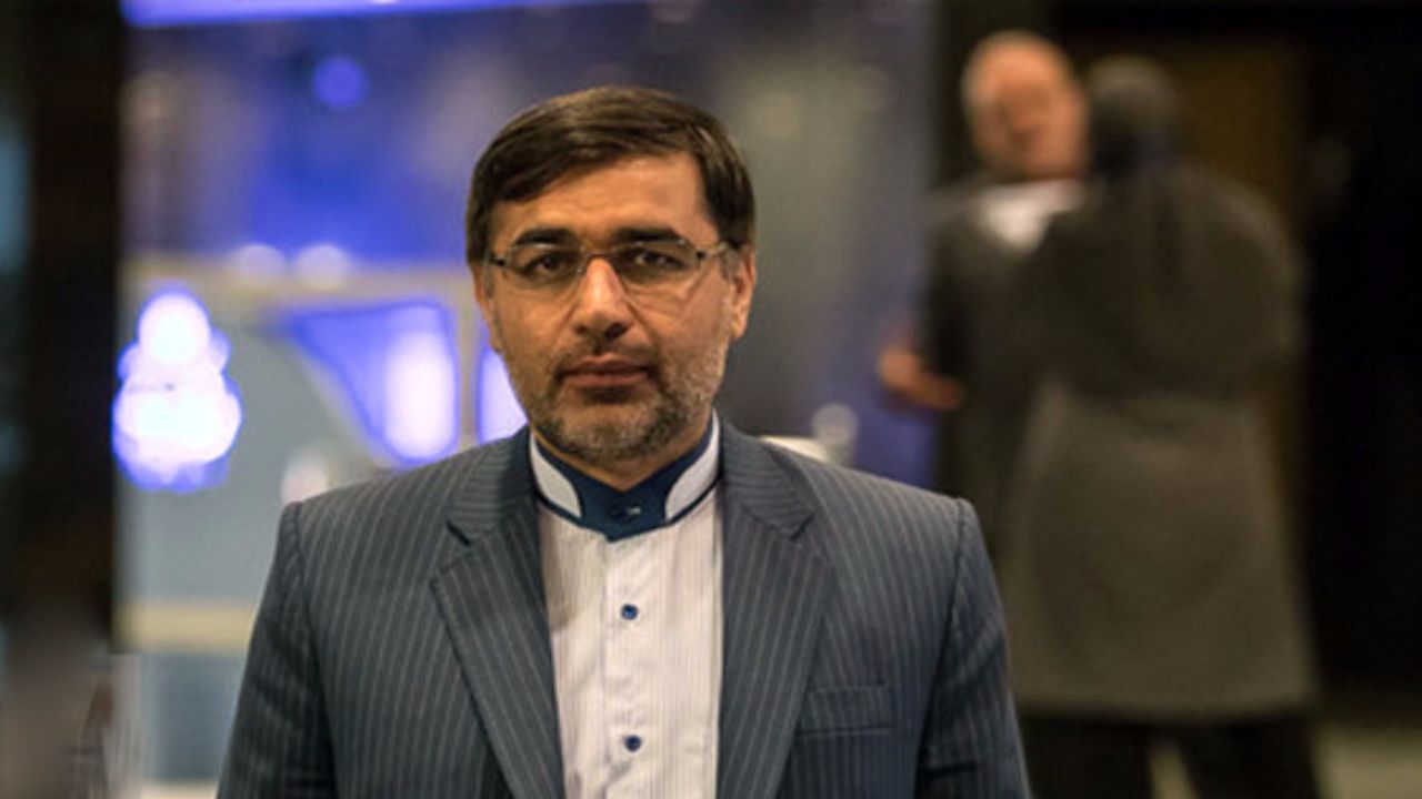 کارگران قند ممسنی، 5 سال است که حقوق نگرفته‌اند