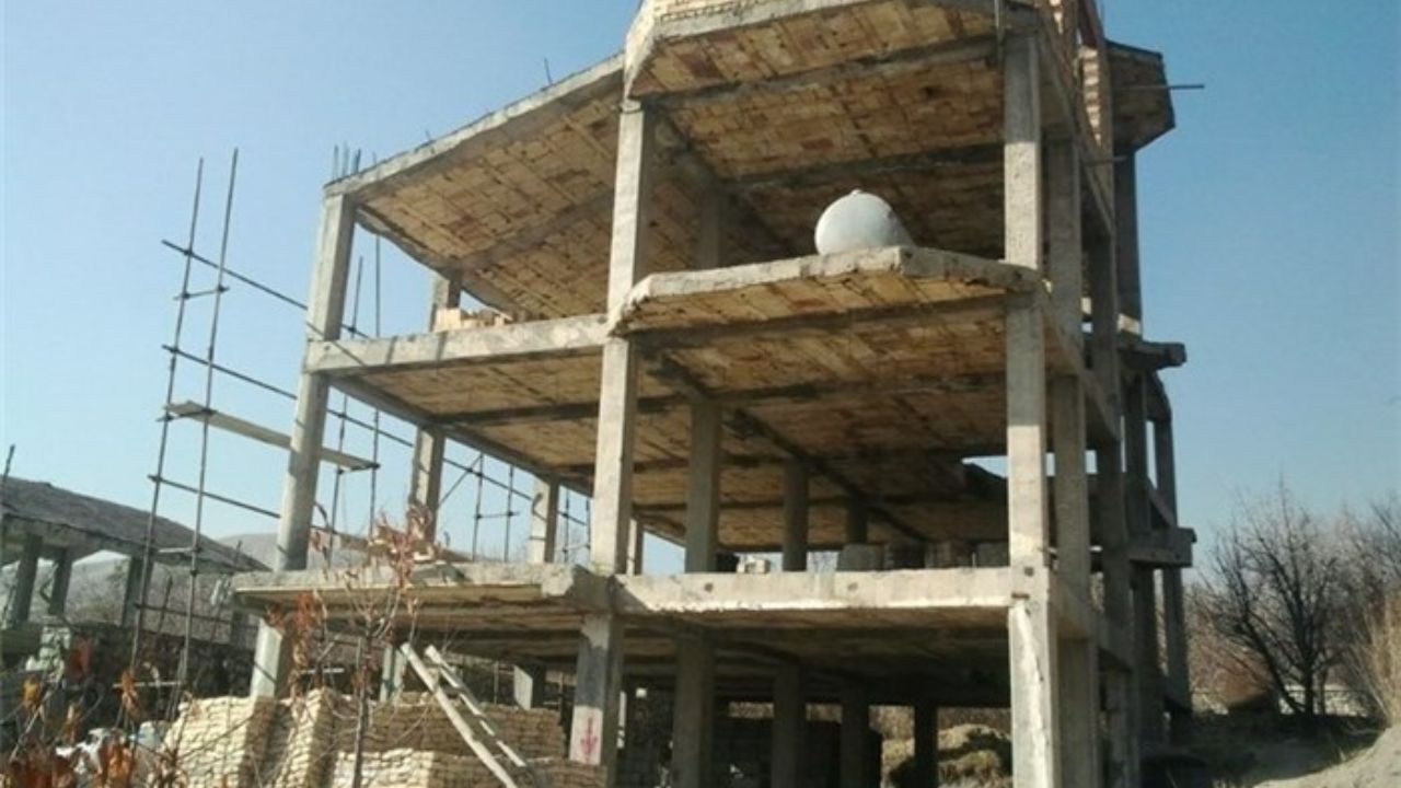 ساخت‌وسازهای غیرمجاز در حاشیه اتوبان بابایی