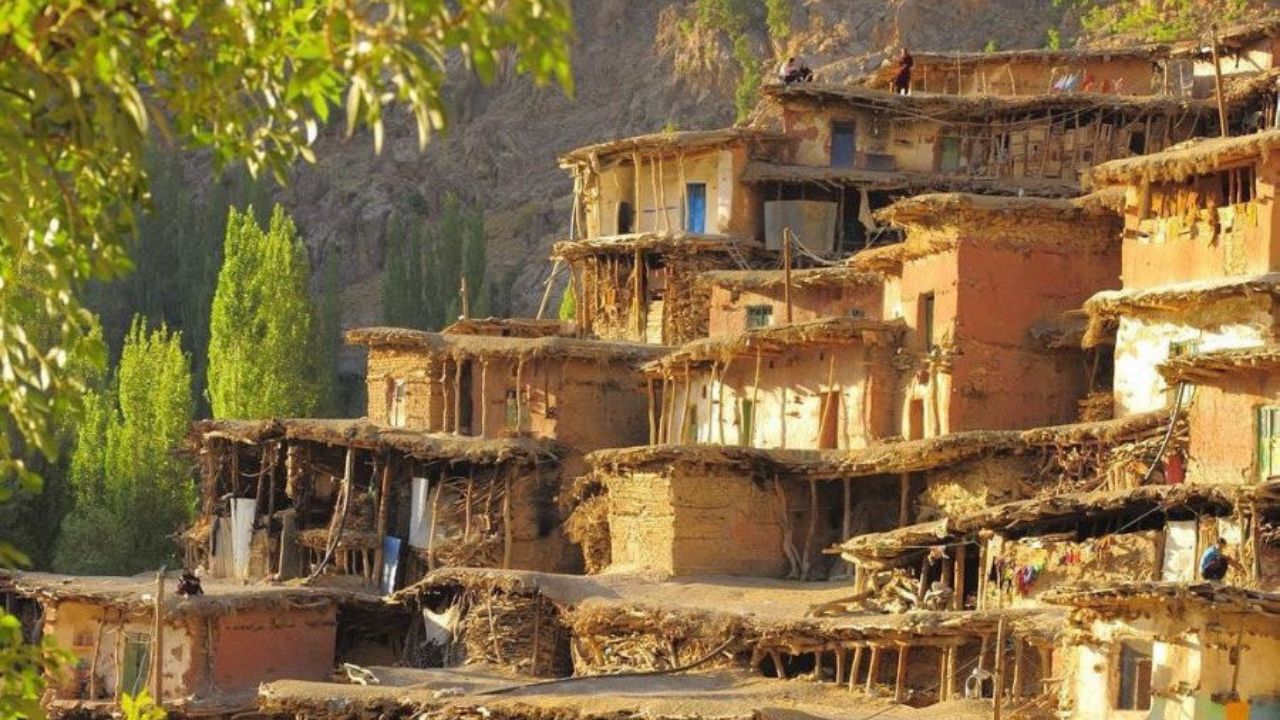 تبدیل شتابزده روستاها به شهر چه عواقبی دارد؟