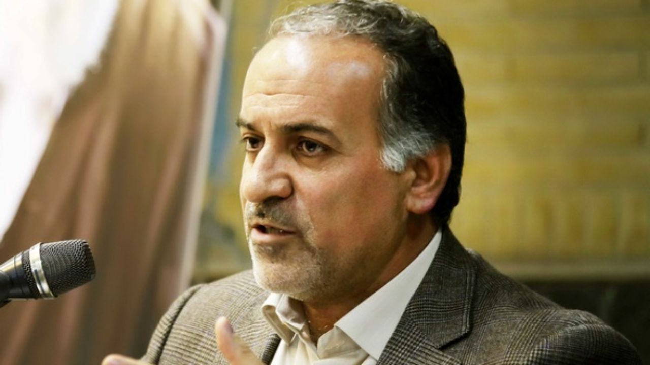 استفاده از کتب کمک آموزشی ممنوع است