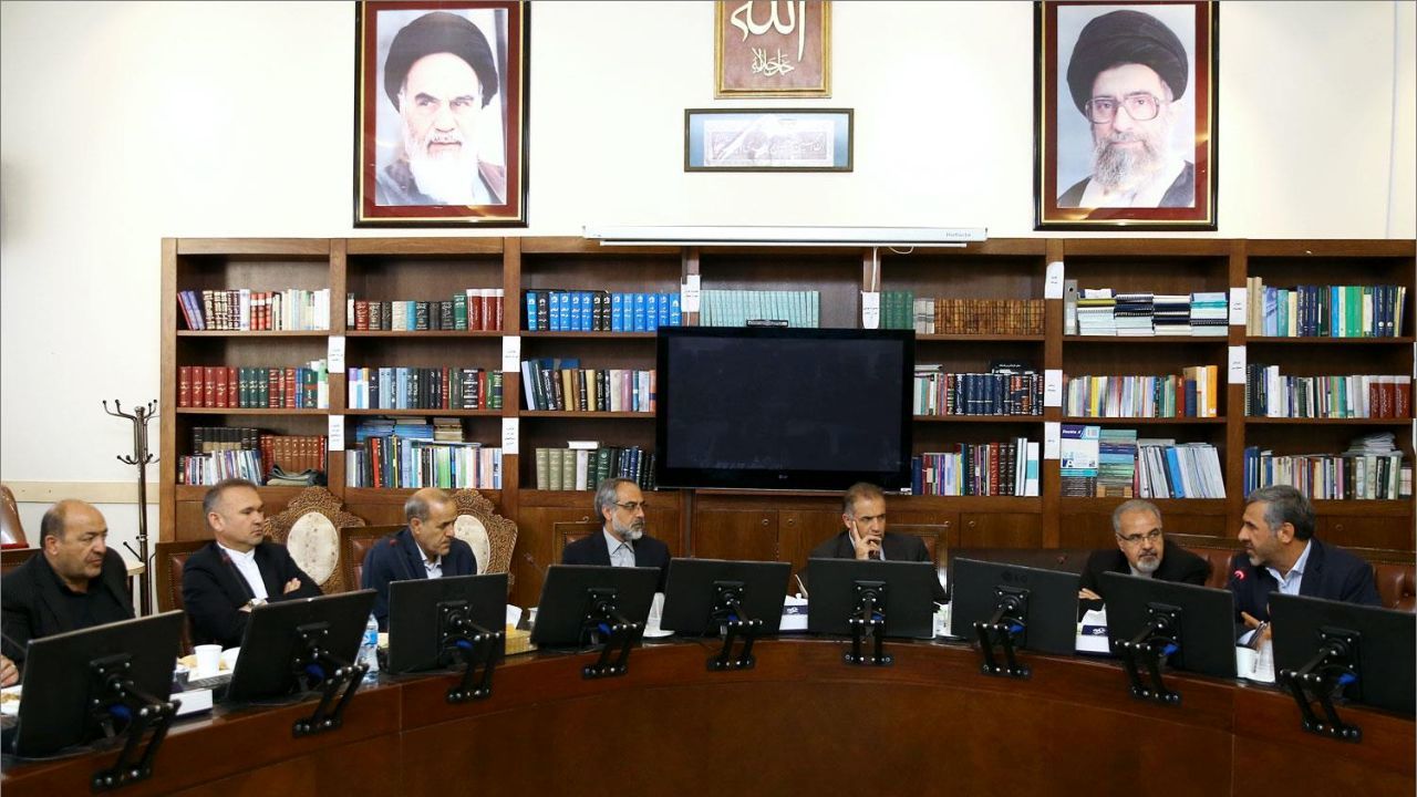 نشست فراکسیون مستقلین با لاریجانی برای بررسی تحولات کشور