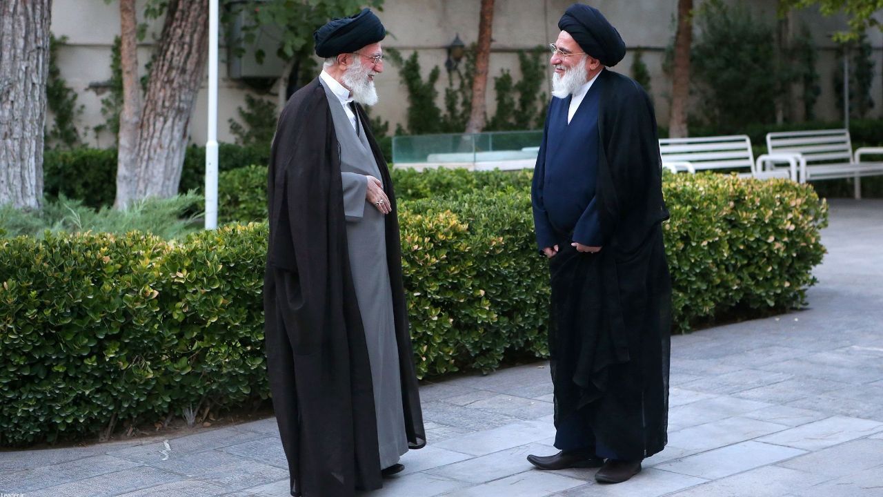 فردا؛ اقامه نماز بر پیکر آیت‌الله هاشمی شاهرودی توسط رهبر انقلاب