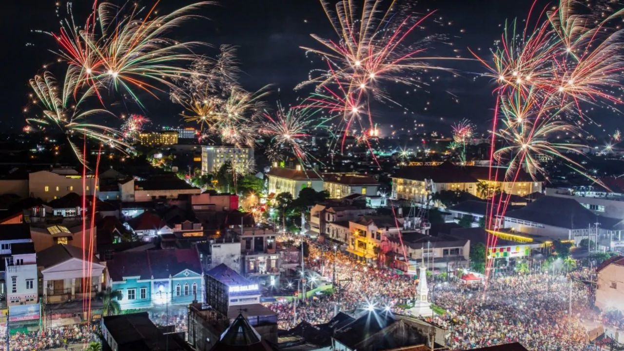 جشن آغاز سال نوی میلادی در اربیل عراق + عکس