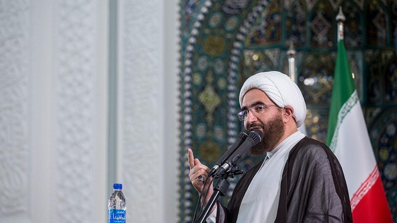 از نماز جمعه متفاوت تهران تا هشدار علم‌الهدی به نفوذ دشمن در جریان‌های ارزشی