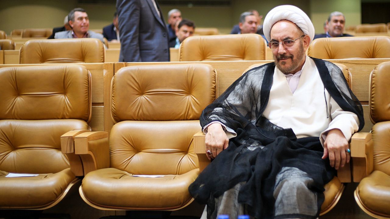 باید با متخلفان احتمالی در پرونده «بخشی» برخورد شود/ برخی افراد در برخی از نهادها میل به اقدامات خلاف قانون دارند