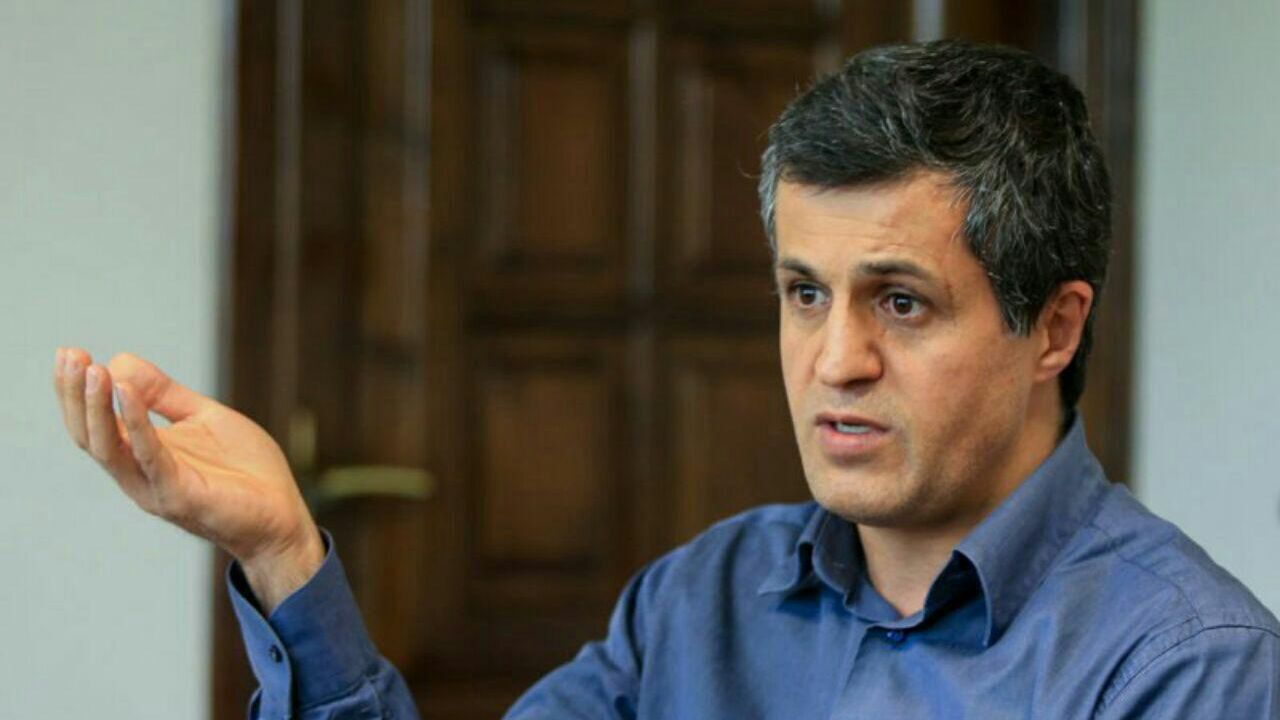 آیت‌الله هاشمی هیچ‌گاه در یک حزب جا نگرفت