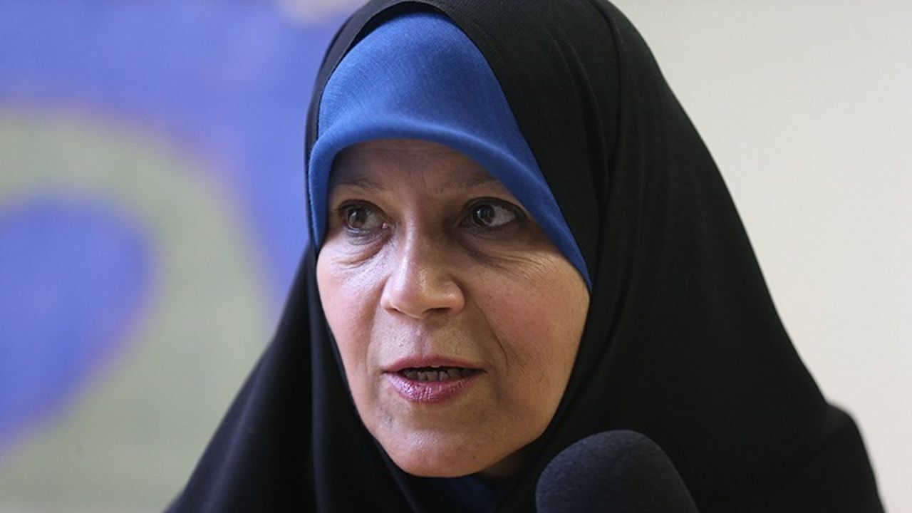 فائزه هاشمی به مستندی درباره زندگی‌اش واکنش نشان داد