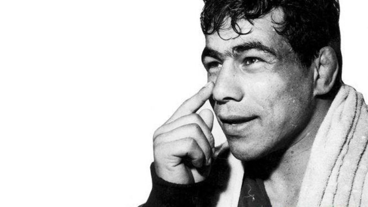 مرثیه‌ای برای جهان پهلوان