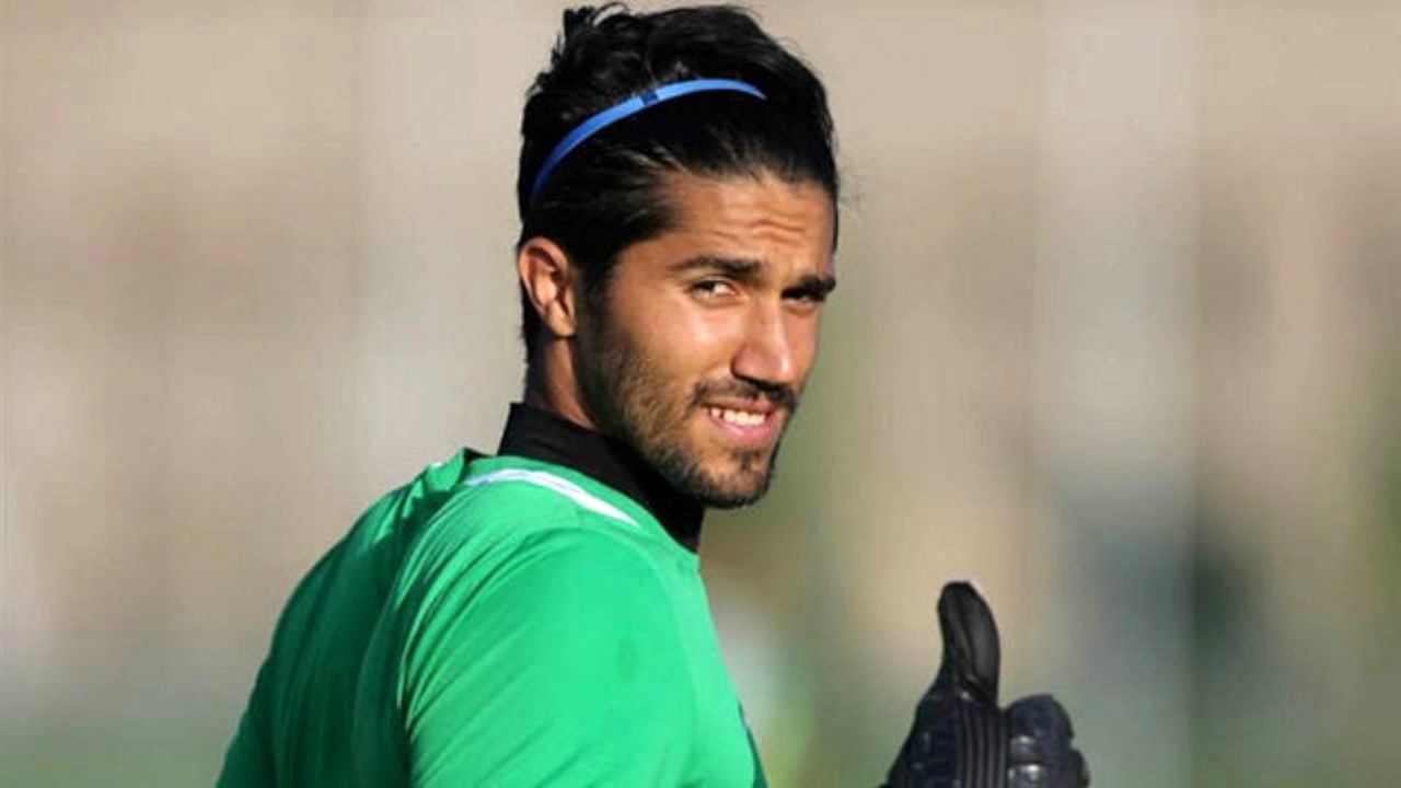 حسینی در استقلال ماندگار شد+ عکس