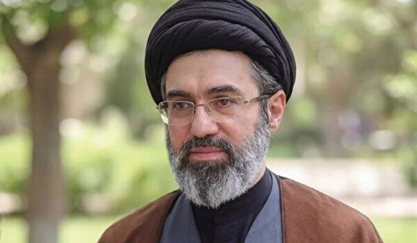 رهبر معظم انقلاب: روزهای سابق که دشمن آرزوی بازگشت به آن دارد، هیچگاه تکرار نمی‌شود
