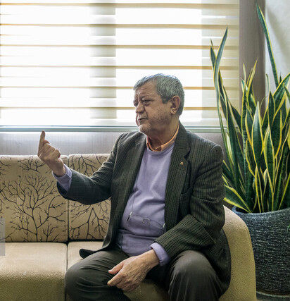 سیاسی‌شدن حضور زنان در ورزشگاه، کار را گره زد/ خاتمی مرا توبیخ کرد!