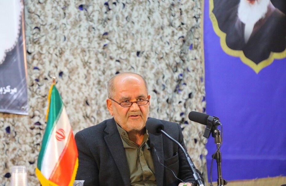 «حاج قاسم» مطیع محض ولی‌فقیه بود و به همین دلیل عزیز شد