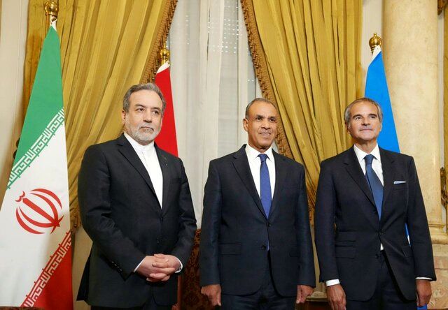 محتوای قطعنامه اخیر شورای حکام لکه ننگی بر بانیان و طراحان آن است؛ برای رابطه با آژانس نیاز به میانجی‌گر نداریم، مادامی که عضو معاهده منع اشاعه هستیم‌، خود را متعهد می‌دانیم/ تفاهم قاهره کان‌لم‌یکن و بی‌اعتبار شد